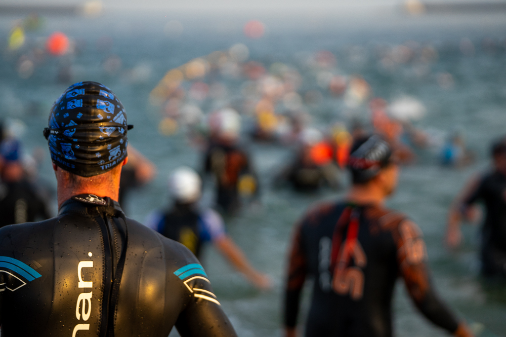 Triathlon M 2023 - Natation Photos Eric Poulin - S. Reboah